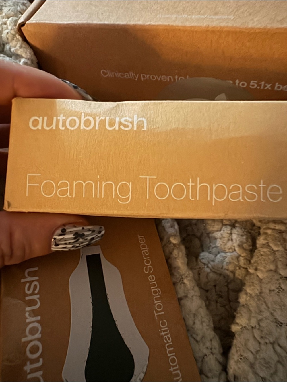 Auto brush Sonic Foaming Toothpaste